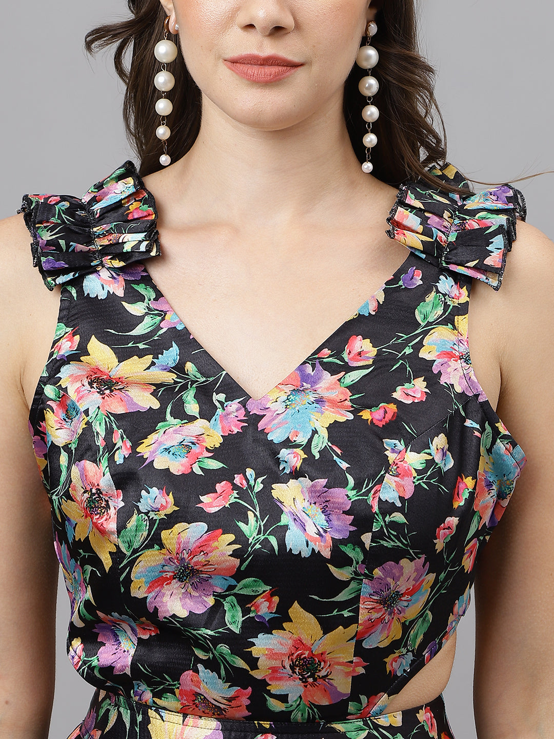 Trymisfit Black Floral Satin Maxi Dress – Ruffle Shoulder Straps, Cut-Out Sides, Open Back