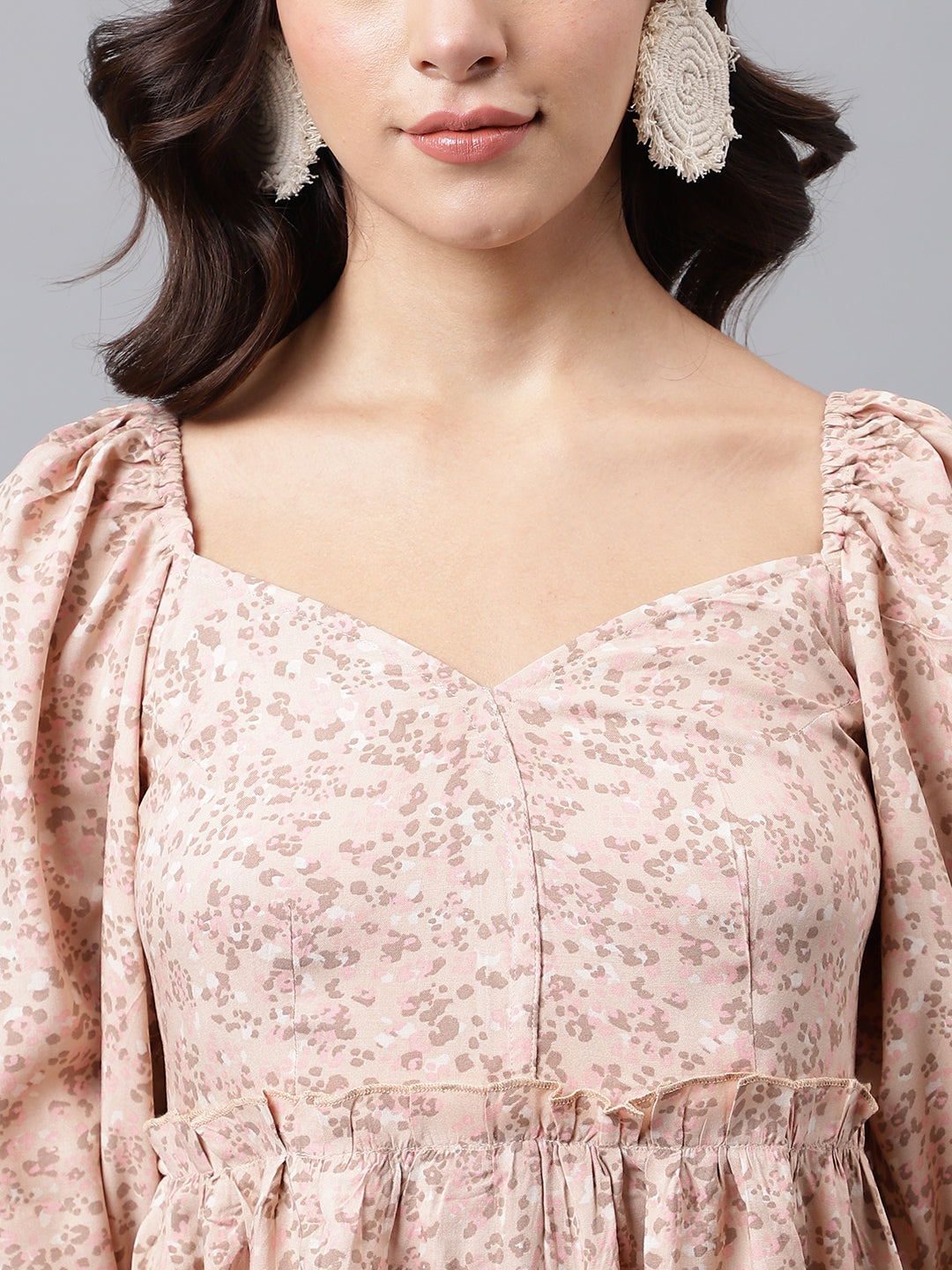 Blush Pink Abstract Print Mini Dress – Sweetheart Neckline, Puff Sleeves, A-Line Silhouette
