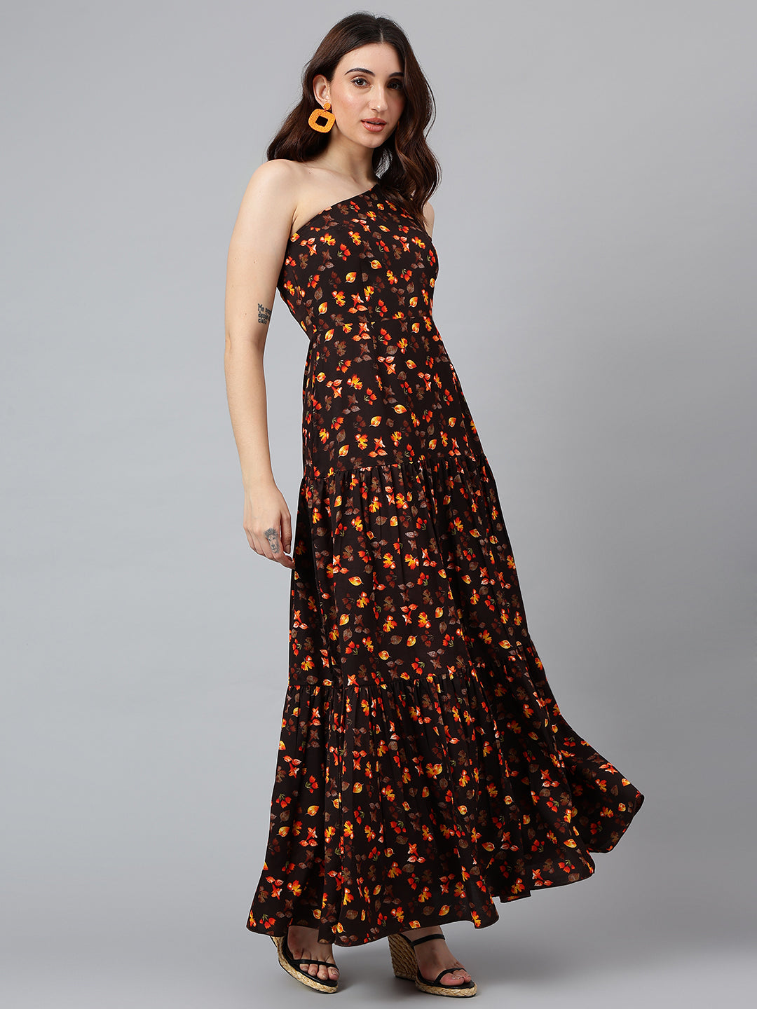 Trymisfit Brown & Orange Leaf Print One-Shoulder Tiered Maxi Dress – Lightweight Boho Style for Women