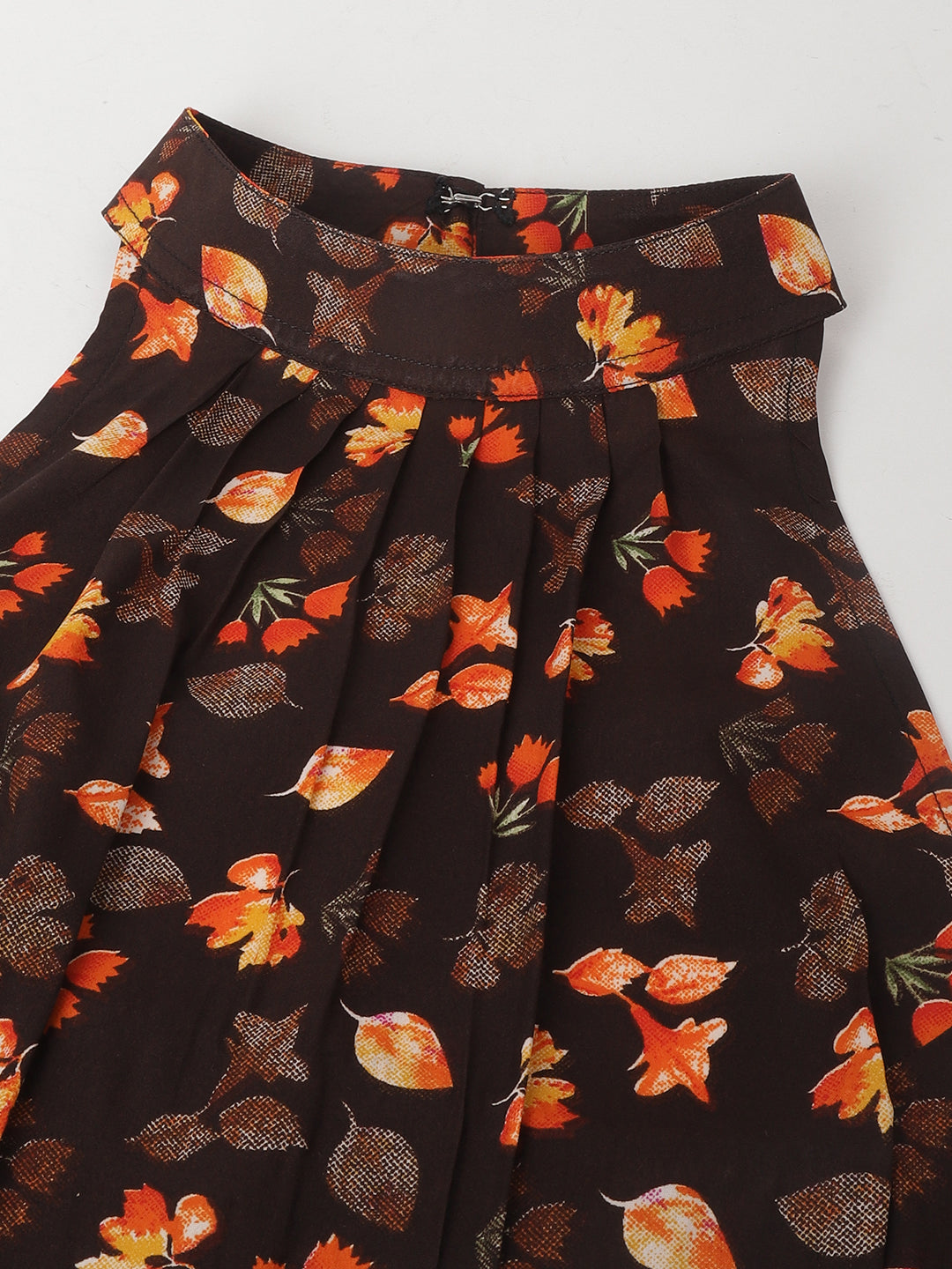 Brown Floral Halter Crop Top & Slit Skirt Co-ord Set – Two-Piece Vacation Outfit for Women